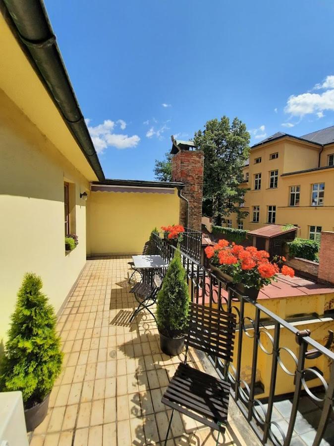 Antik Hotel 4*